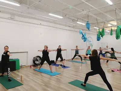 Move&Fly Studio Ruchu i Tańca